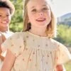 Blouse En Gaze De Coton Bio Fille Manches Papillon - écru 4 Blouse En Gaze De Coton Bio Fille Manches Papillon - écru -Vertbaudet Soldes Boutique blouse en gaze de coton bio fille manches papillon