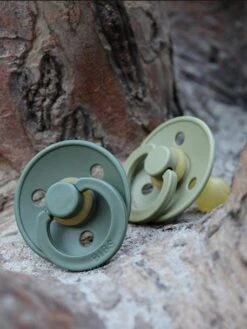 BIBS Lot De 2 Sucettes-tétines Colour, Taille 1 De 0 à 6 Mois - Vert Amande/kaki -Vertbaudet Soldes Boutique lot de 2 sucettes tetines colour taille 1 de 0 a 6 mois 108