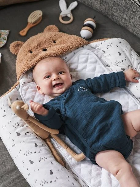 Nid D'ange Transformable En Tapis à Langer Peluche - Beige Imprimé 4 Nid D'ange Transformable En Tapis à Langer Peluche - Beige Imprimé – Image 4